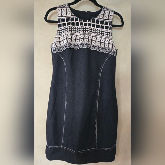 Ness | Elegant Black and Beige Sleeveless Dress, Size 38 - Picture 3 of 7